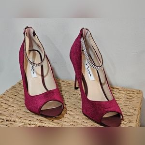 NINA New York RAYYA Women’s Burgundy Velvet & Rhinestone Peep Toe Heels Sz 8.5
